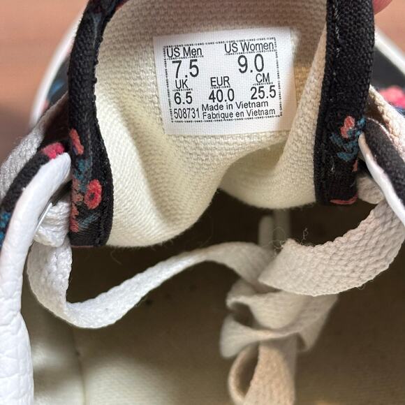 Vans Era Women's Ditsy Floral Lace Up Sneakers Size 9 - Picture 8 of 9
